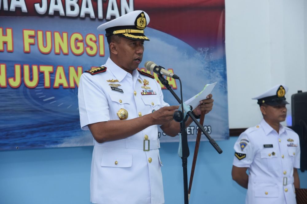 Danpusdiklapa Kolonel Laut (P) Ari Krisdiyanto