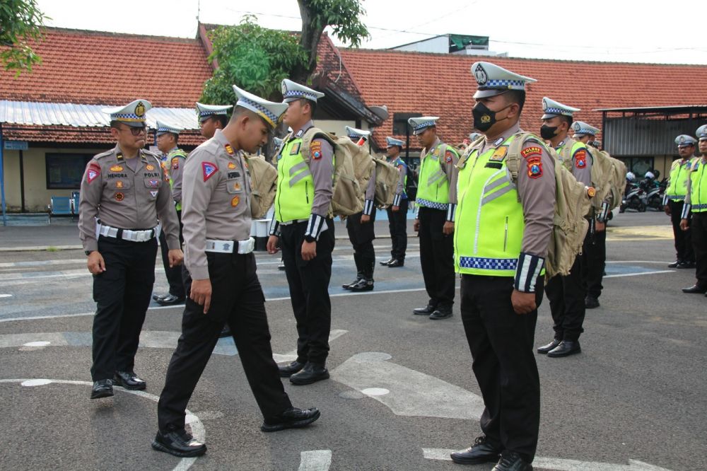 Satlantas Polres Bojonegoro lakukan cek Randis dan personil jelang Lebaran Idul Fitri
