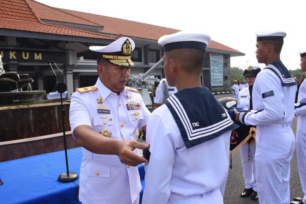 Dankodikdukum Kodiklatal Laksamana Pertama TNI Budi Raharjo