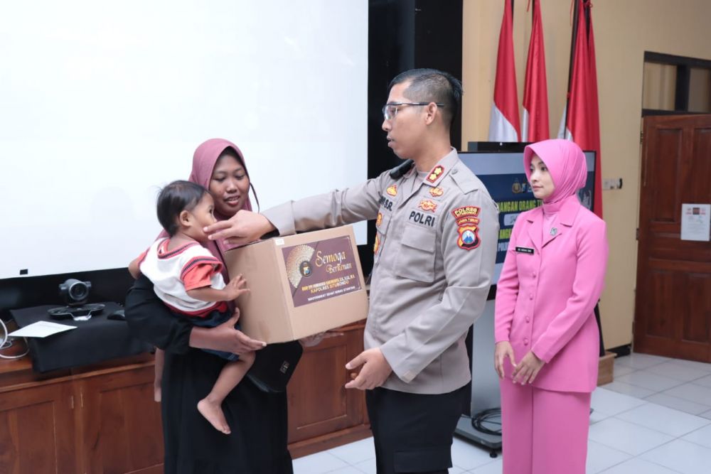 Polres Situbondo Canangkan Program Orang Tua Asuh Anak Stunting