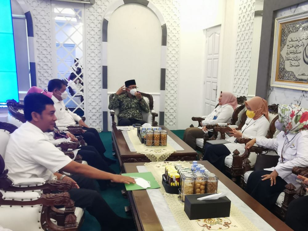 Bupati Sidoarjo terima audiensi BKKBN Jatim di kantor Pemda Sidoarjo