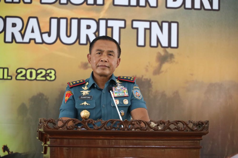 Dankodiklatal Letjen TNI Marinir Suhartono