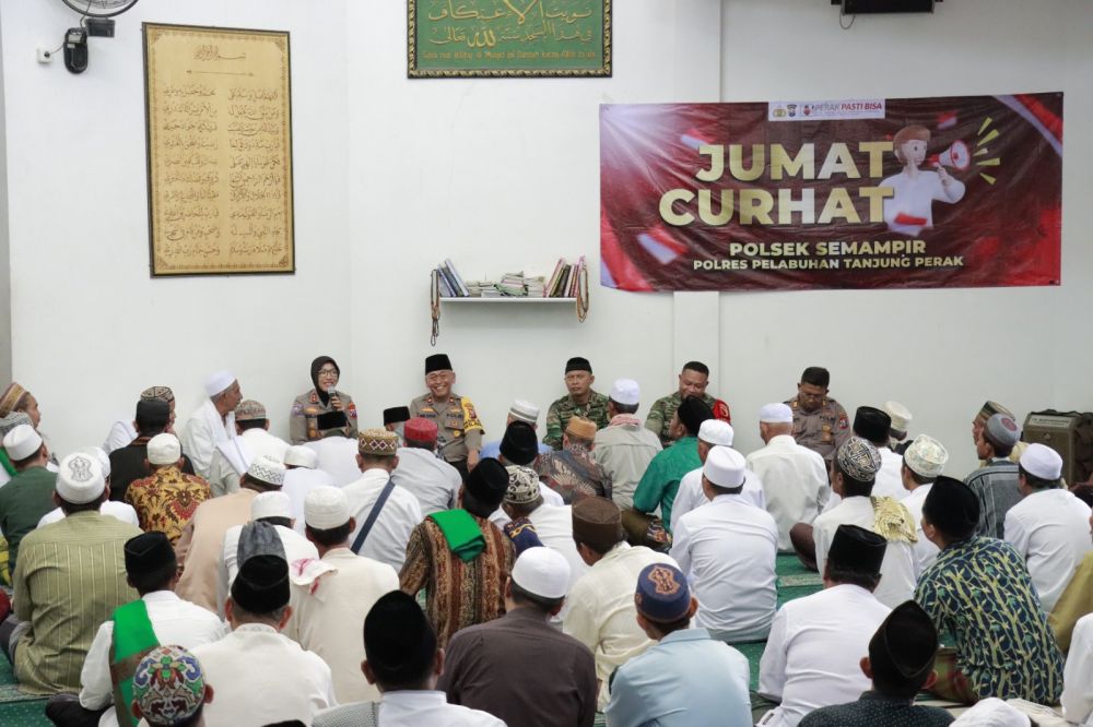 Polres Pelabuhan Tanjung Perak Surabaya gelar Jum'at Curhat