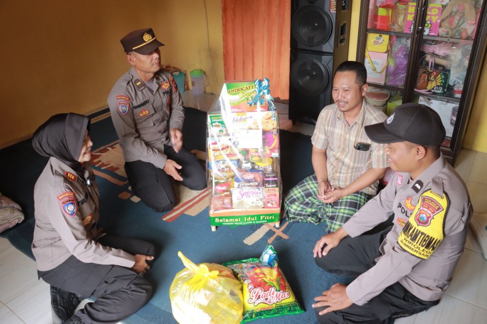 Polres Jember beri bantuan ke keluarga korban Kanjuruhan