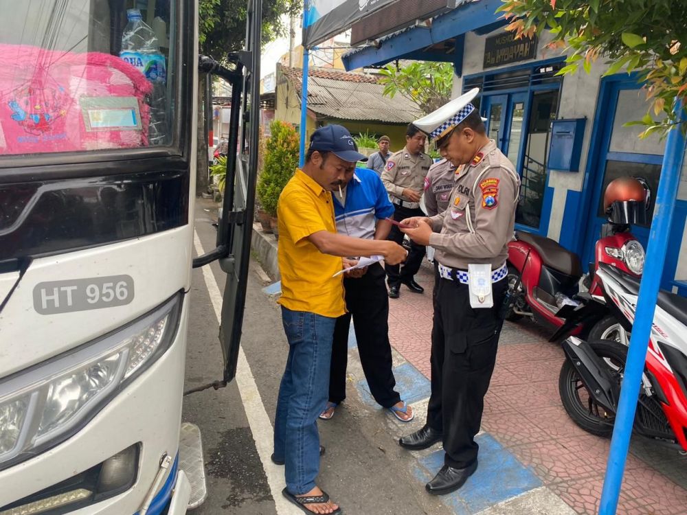Polisi tangkap 2 DPO Polda Metro Jaya kasus Pembunuhan
