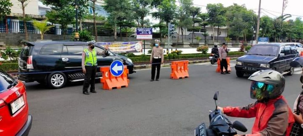 Cegah Kemacetan Mudik Lebaran, Satlantas Polres Madiun Kota Pasang Separator