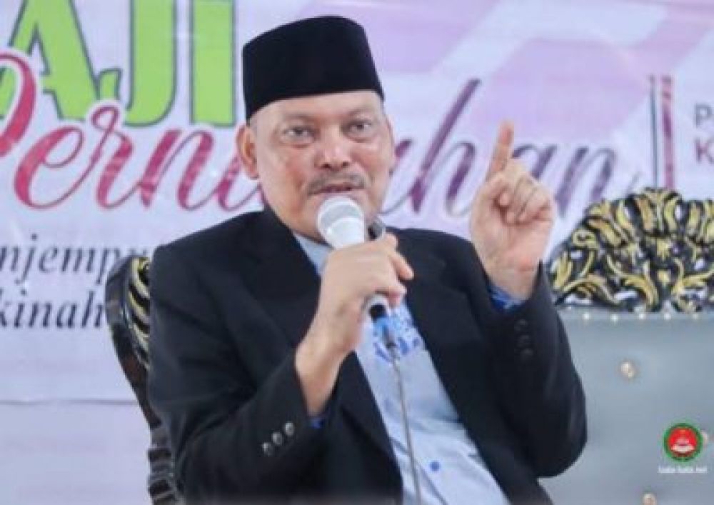 Pengasuh ponpes Arrozaq Jabung Malang Ustadz Anas Fauzie