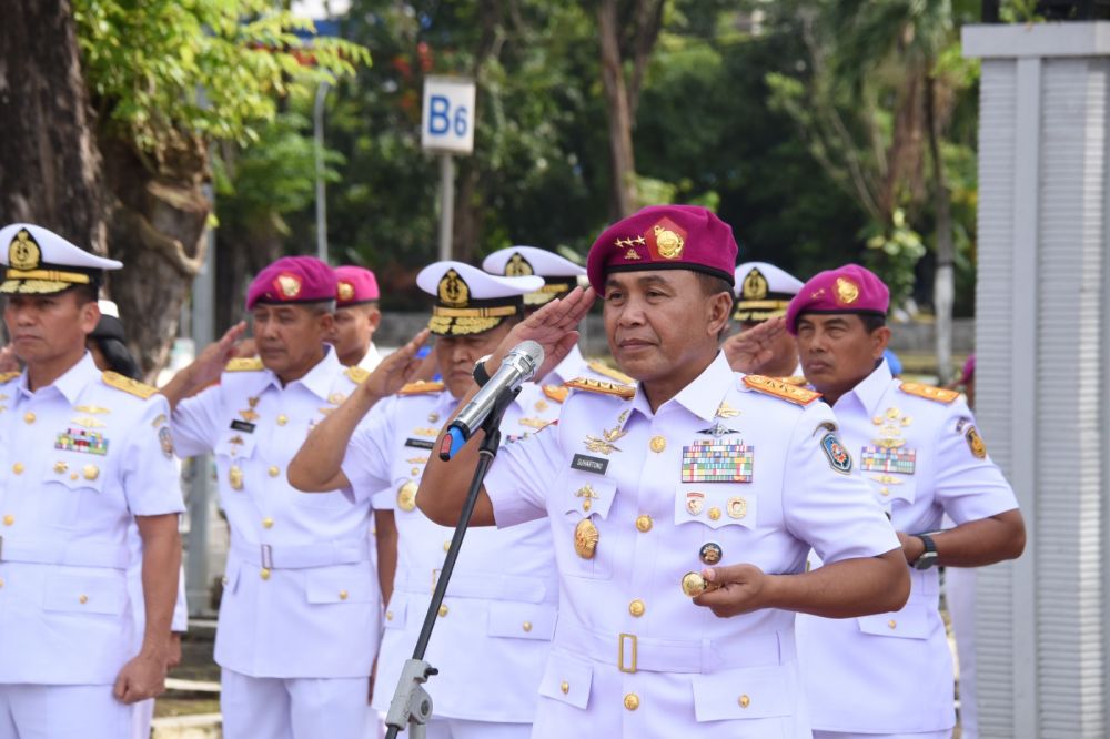 Dankodiklatal Jelang Peringatan Hardikal ke-77, Ziarah Bersama Pimpinan Lemdik TNI AL