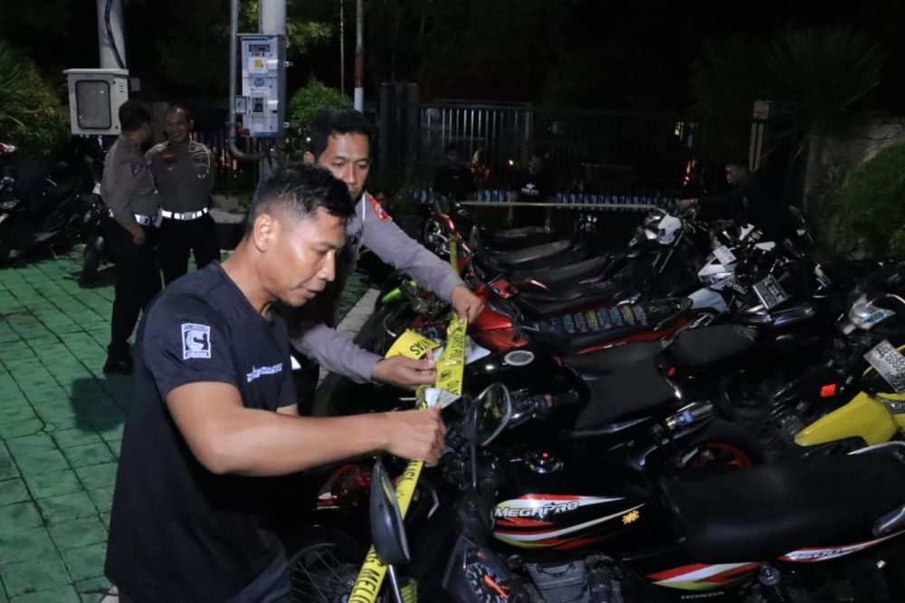 Satlantas Polres Ngawi amankan 70 ranmor knalpot Bronk dan balap liar