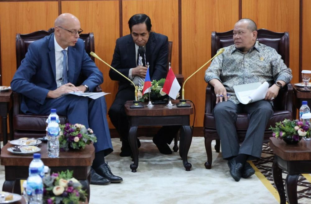 Ketua DPD RI AA LaNyalla Mahmud Mattalitti terima kunjungan Dubes Ceko