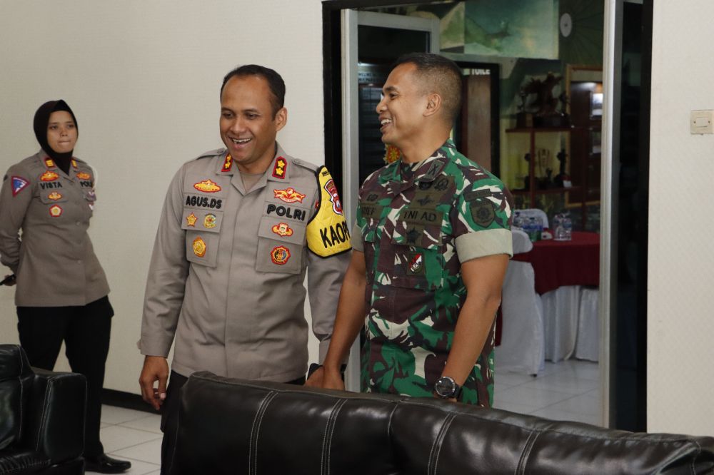 Kapolres Madiun Kota Perkuat Sinergitas, Silaturahmi ke Mako Yonif Para Raider 501/BY
