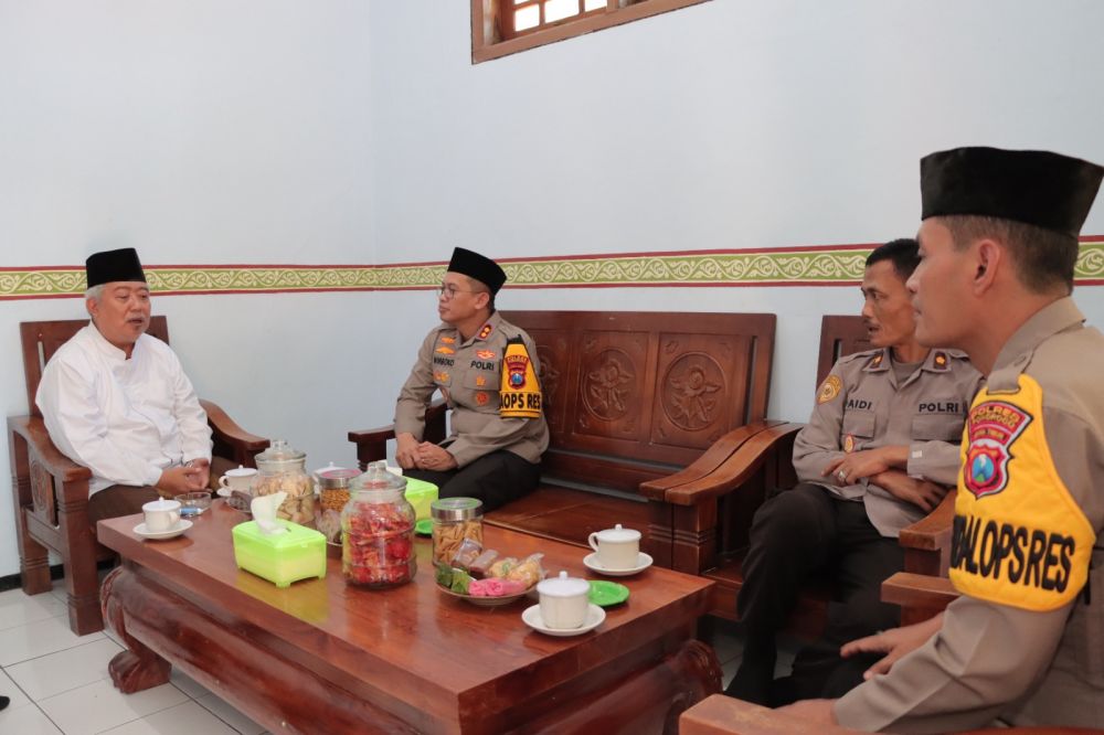 Kapolres Ponorogo AKBP Wimboko saat silaturahmi ke Ponpes