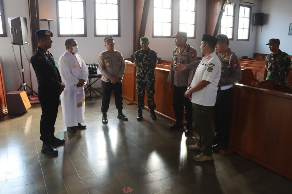 Polres Bondowoso beserta dinas terkait lakukan pengamanan peringatan kenaikan Isa Al-Masih