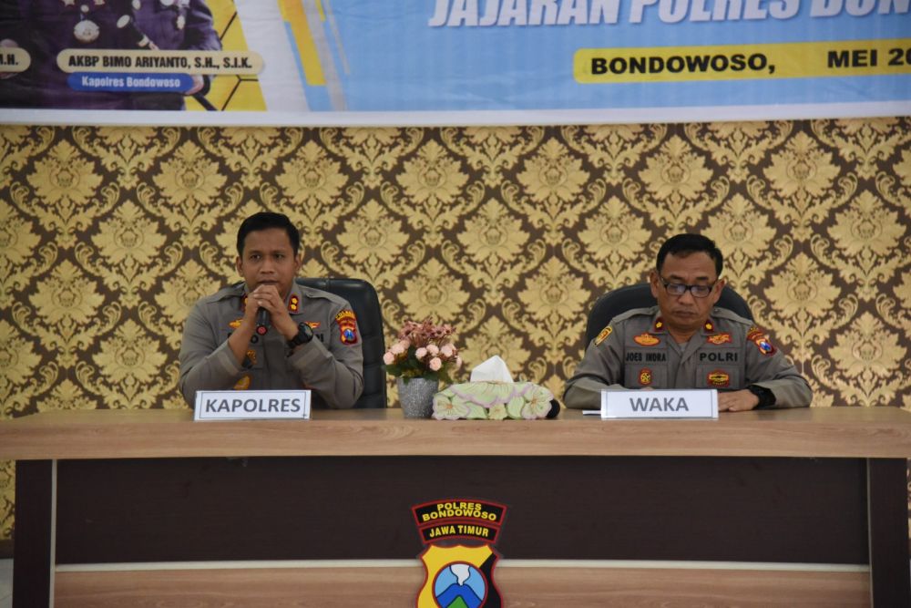 Kapolres Bondowoso AKBP Bimo Ariyanto saat memberikan arahan