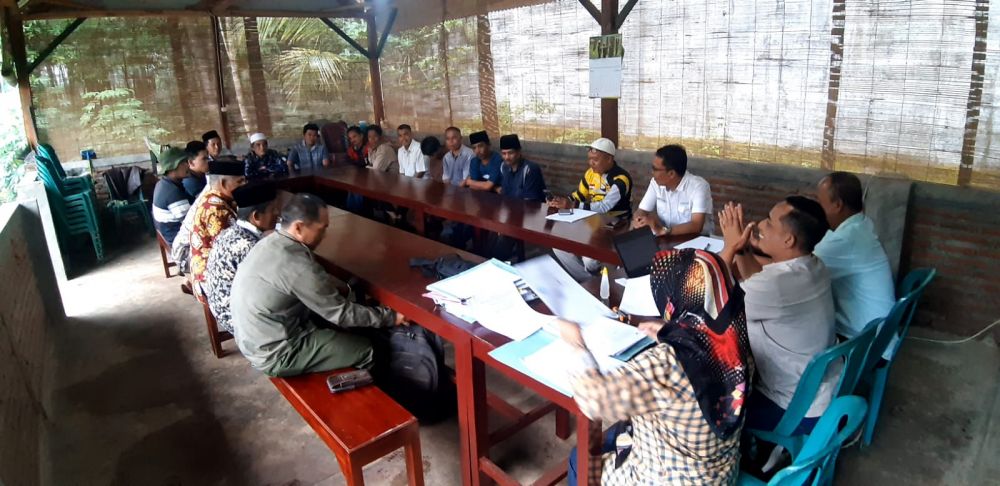 KPH Probolinggo Sosialisasi ke masyarakat desa hutan di BKPH Bermi