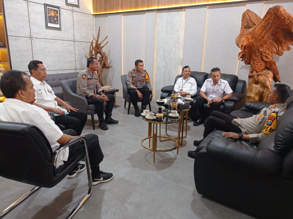 Perhutani KPH Lawu Ds Silaturahmi ke Polres Madiun Perkuat Sinergitas