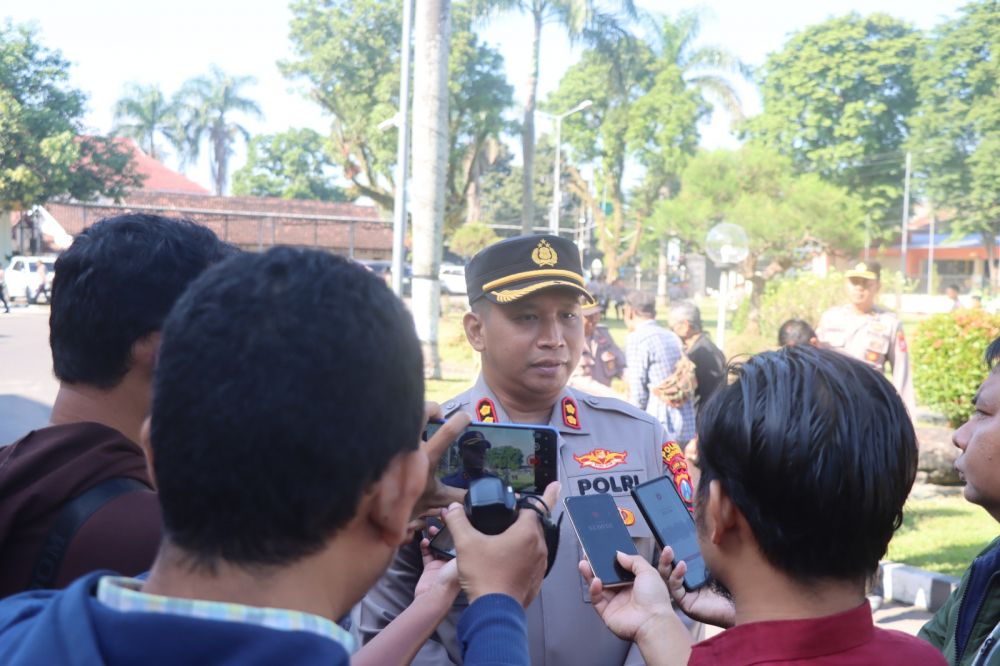 Polres Bondowoso Launching Polisi RW Hadir, Berbuat dan Bermanfaat Bagi Masyarakat