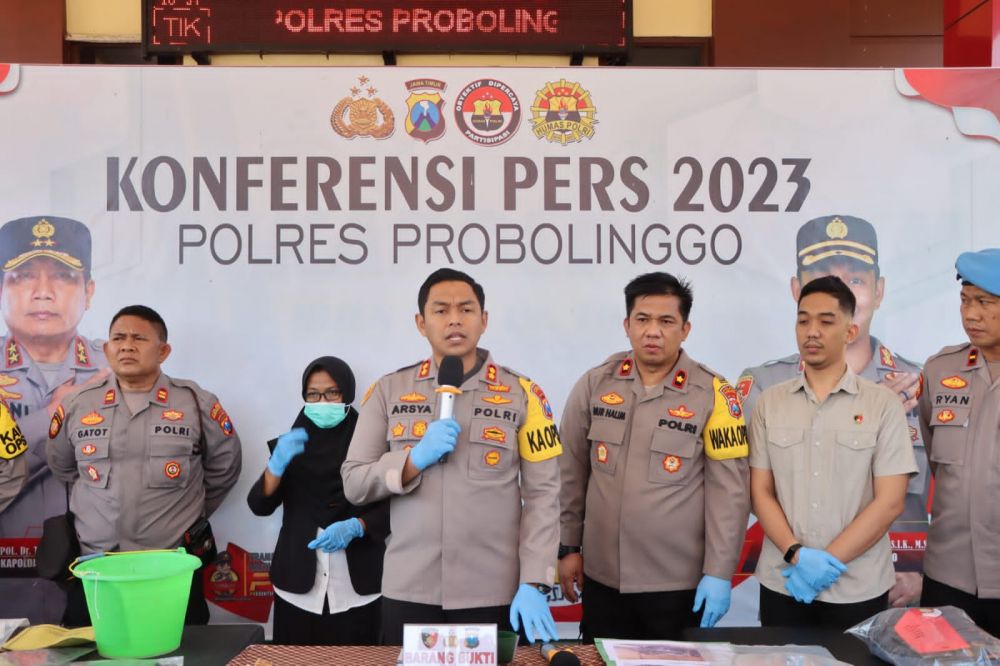 Satreskrim Polres Probolinggo Ringkus Komplotan Pembakaran Mobil di Kotaanyar