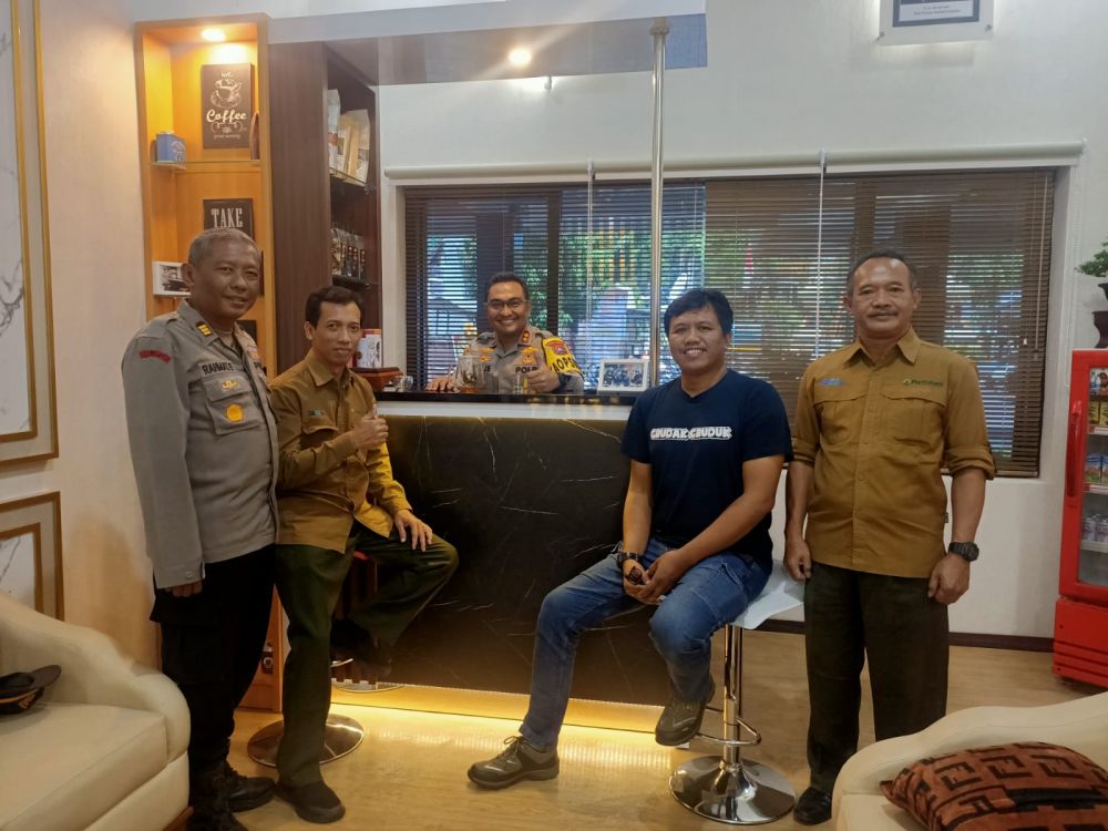 Perhutani Probolinggo jalin sinergitas dengan Polres Lumajang