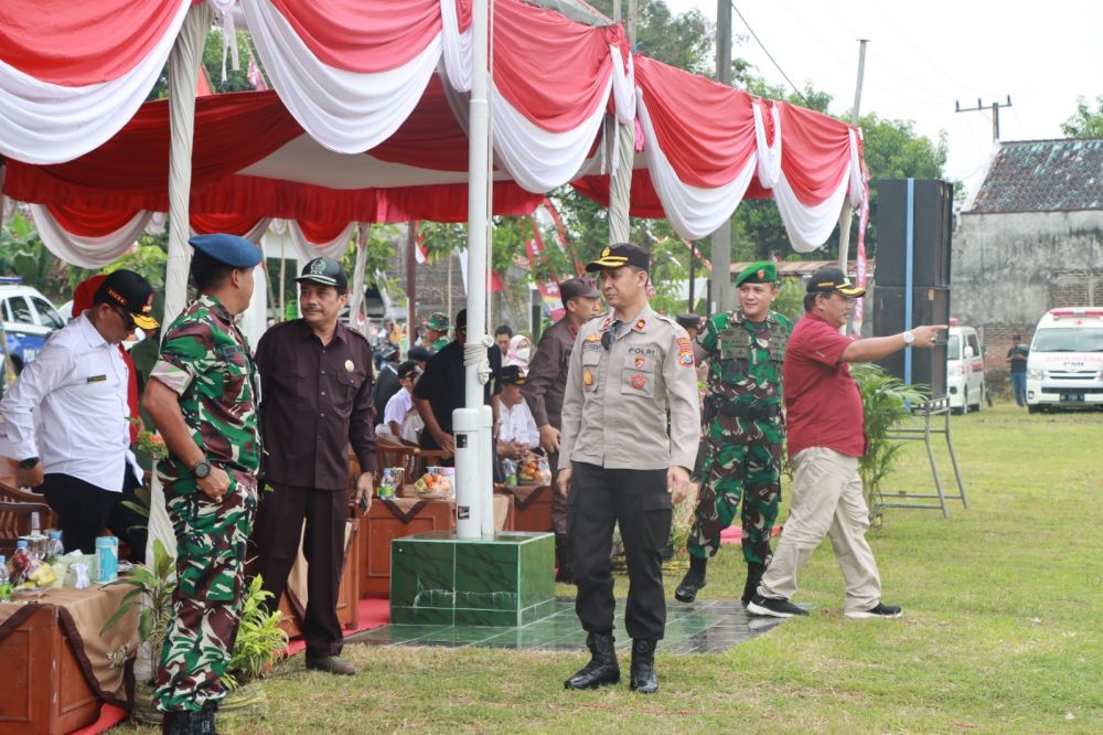 Kapolres Nganjuk Turunkan 20 Personil Dukung TNI di Program TMMD