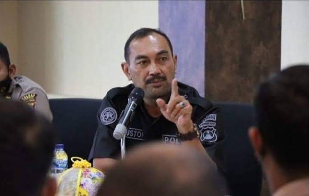 Kasi Humas Polres Gresik Ipda Mustofa saat memberikan keterangan