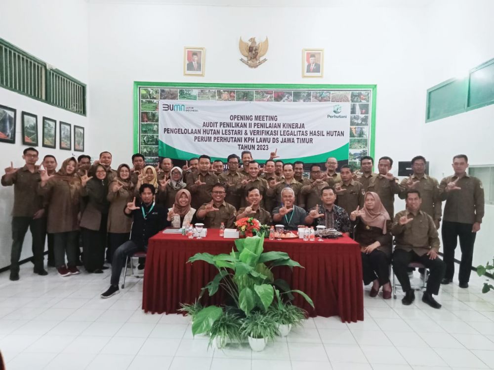 Perhutani KPH Lawu Ds saat opening meeting