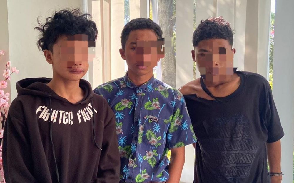 Tersangka diamankan Polisi beserta barang buktinya