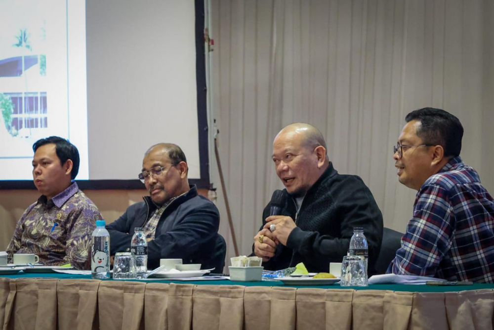 Ketua DPD RI AA LaNyalla Mahmud Mattalitti saat rapat konsultasi pimpinan