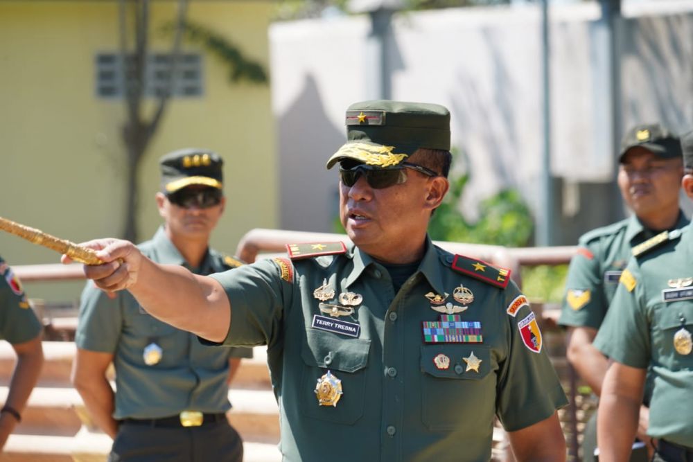 Danrem 084/BJ Tinjau Lapangan Lomba Karapan Sapi Piala Panglima TNI