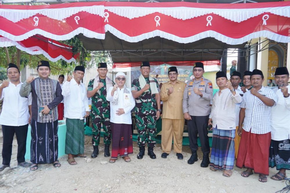 Danrem 084/BJ Brigjen TNI Terry Tresna Purnama saat peresmian fasilitas air bersih dan penurunan Stunting