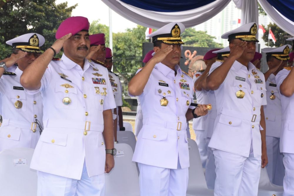 Wadan Lantamal V Ikuti Upacara Sertijab 3 Jabatan Strategis Kodiklatal