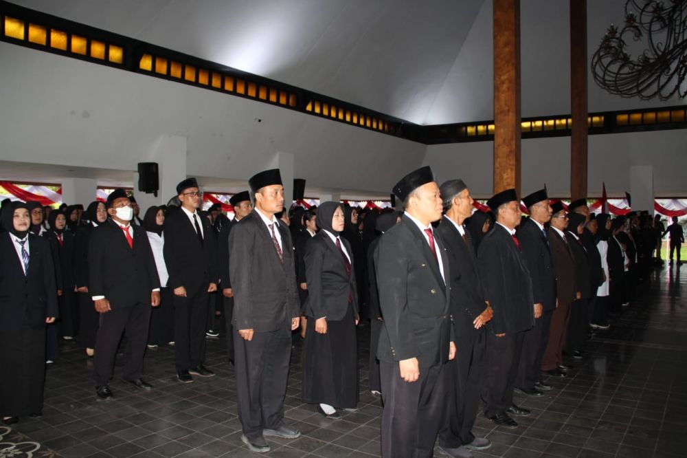 Palaksa Lanal hadiri penganugerahan tanda kehormatan