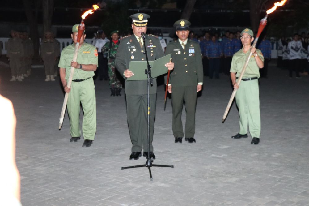 Dandim 0817 Gresik Letkol Inf Ahmad Saleh Rahanar