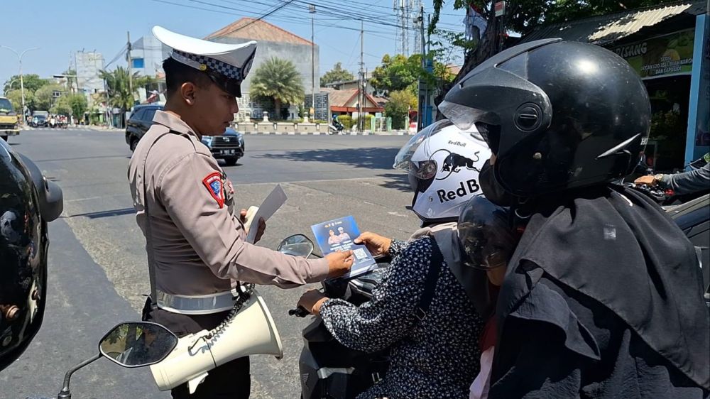 Satlantas Polres Gresik sosialisasi terkait pengurusan SIM