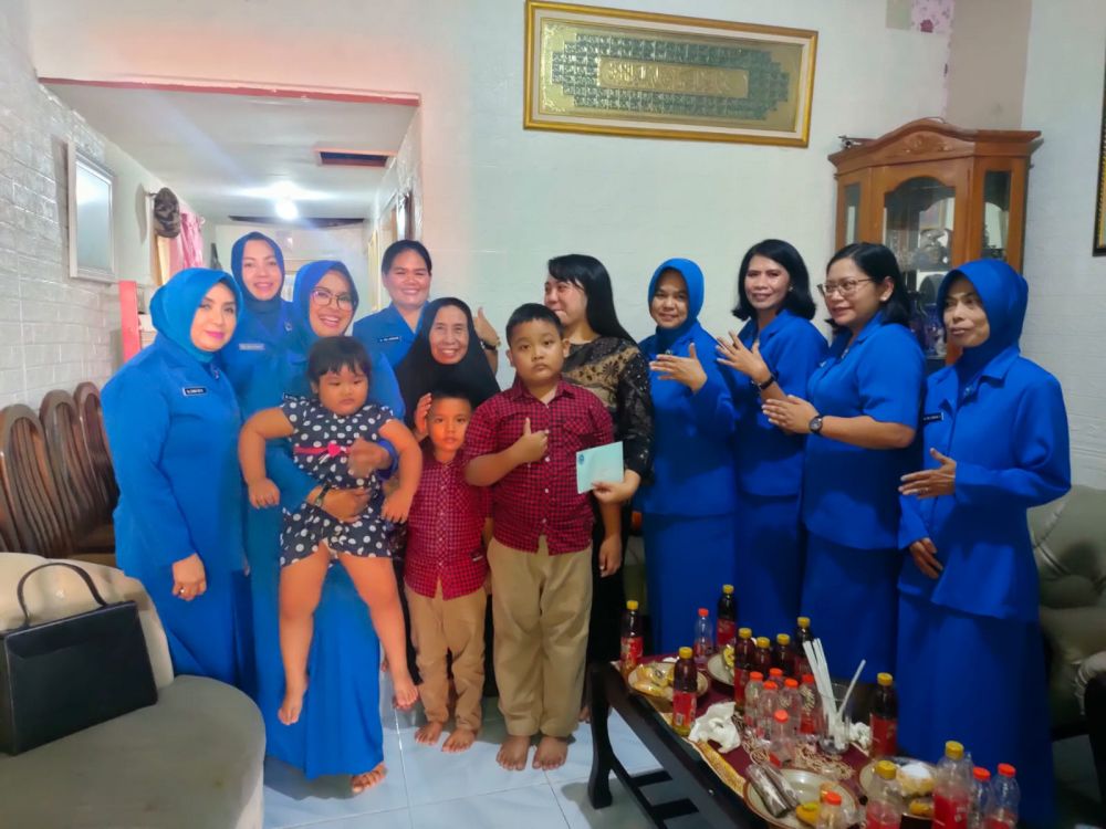 Ketua Korcab V DJA ll sambangi istri prajurit