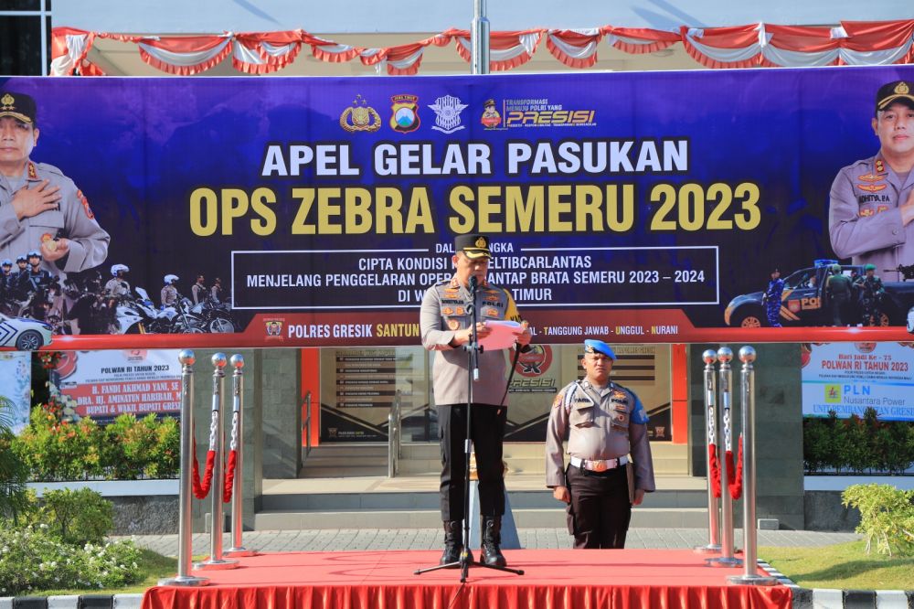 Kapolres Gresik AKBP Adhitya Panji Anom