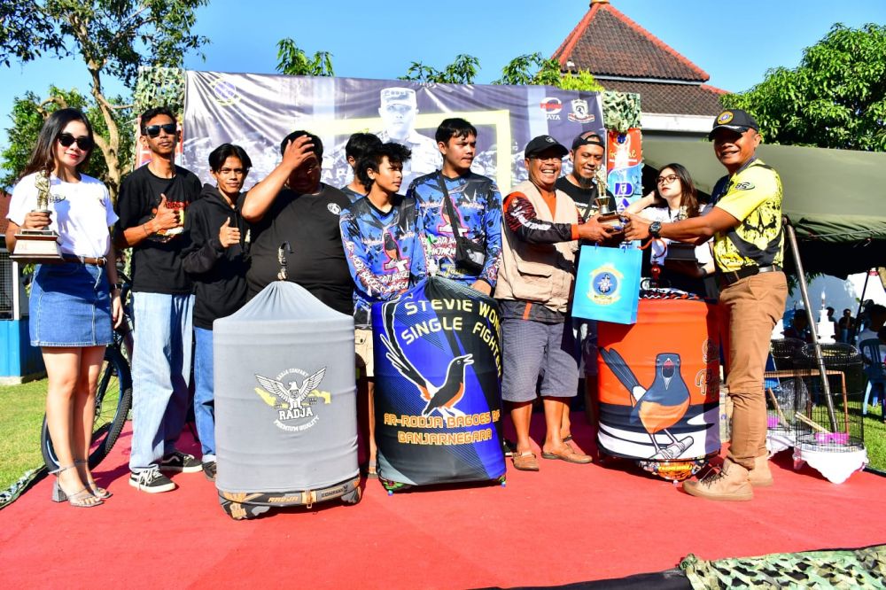 Lanal Cilacap Jelang HUT ke-78 TNI AL, Gelar Festival Burung Berkicau