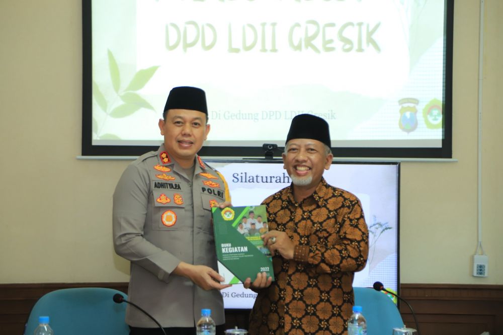 Kapolres Gresik AKBP Adhitya Panji Anom jalin silaturahmi dengan tokoh agama