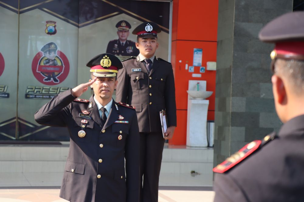 Wakapolres Gresik Kompol Erika Purwana Putra