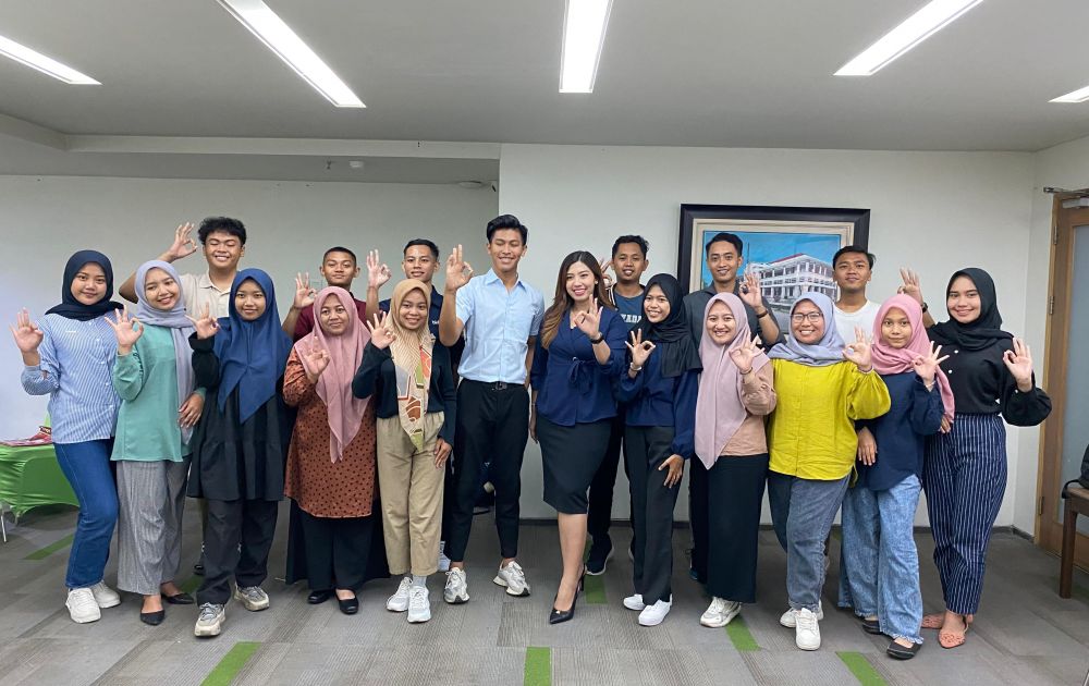 Kepala BKKBN Jatim berangkatkan kontingen di Adujak Nasional