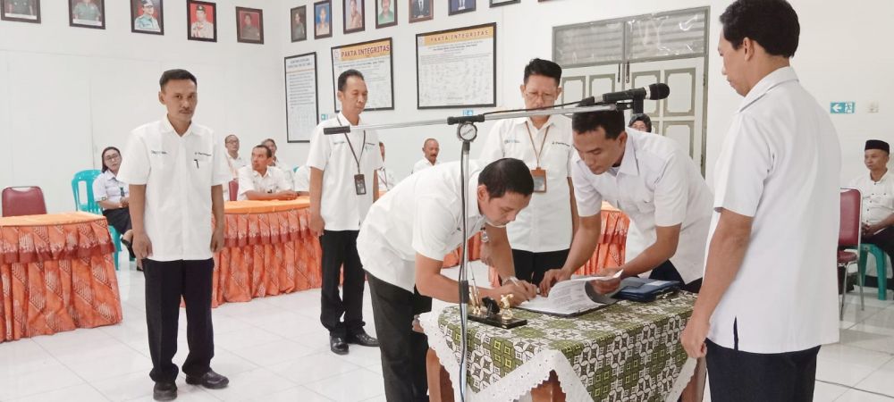 Perhutani KPH Probolinggo gelar sertijab dan lantik pejabat
