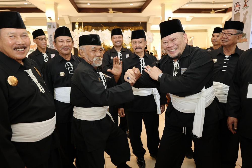 Ketua DPD RI AA LaNyalla Mahmud Mattalitti saat di Madiun