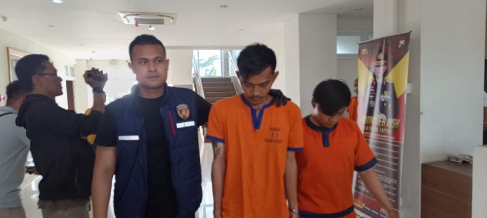 Satreskrim Polres Gresik amankan tersangka beserta barang buktinya