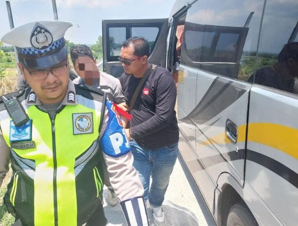 Sat PJR Polda Jatim dan Buser Polres Pasuruan Bekuk Terduga Pelaku Pencurian