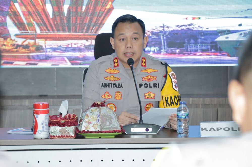 Kapolres Gresik AKBP Adhitya Panji Anom