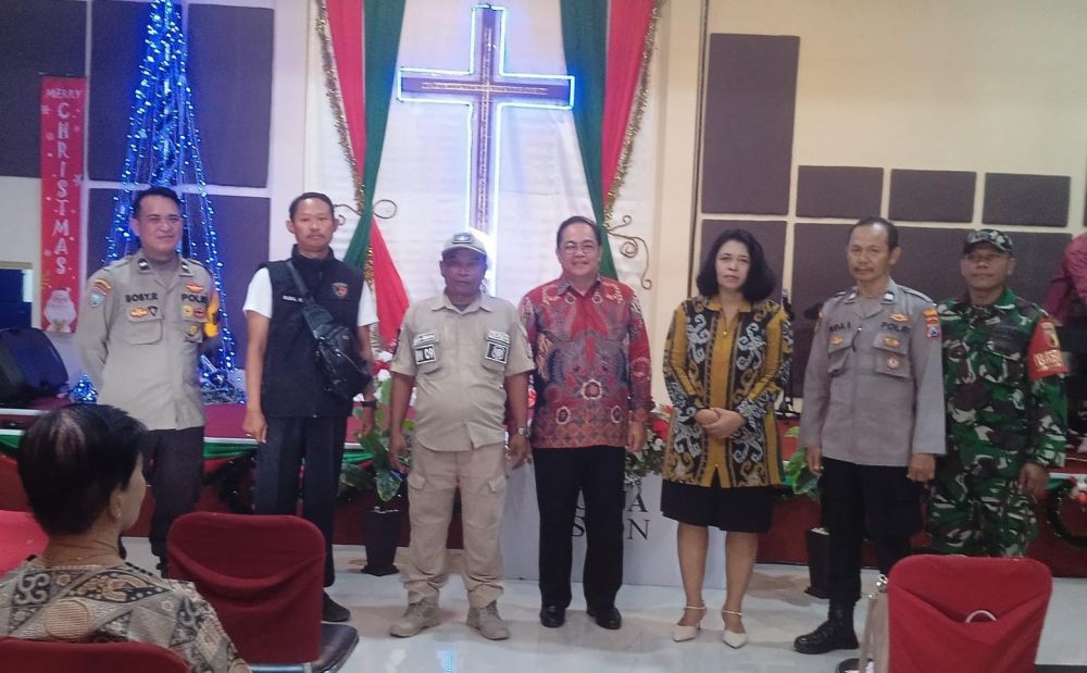 Polisi lakukan pengamanan Gereja