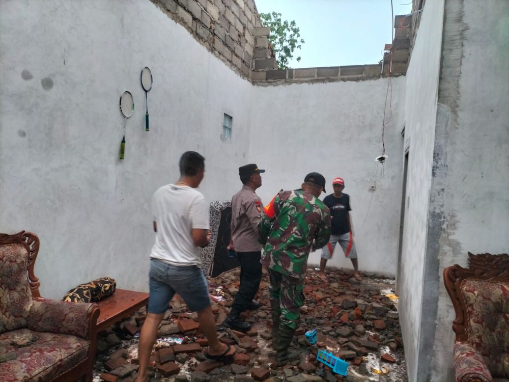 Rumah warga terdampak puting beliung