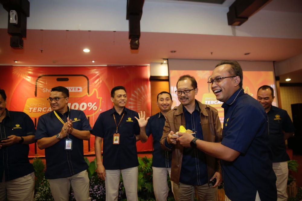 DJP Jatim l raih penerimaan 100%