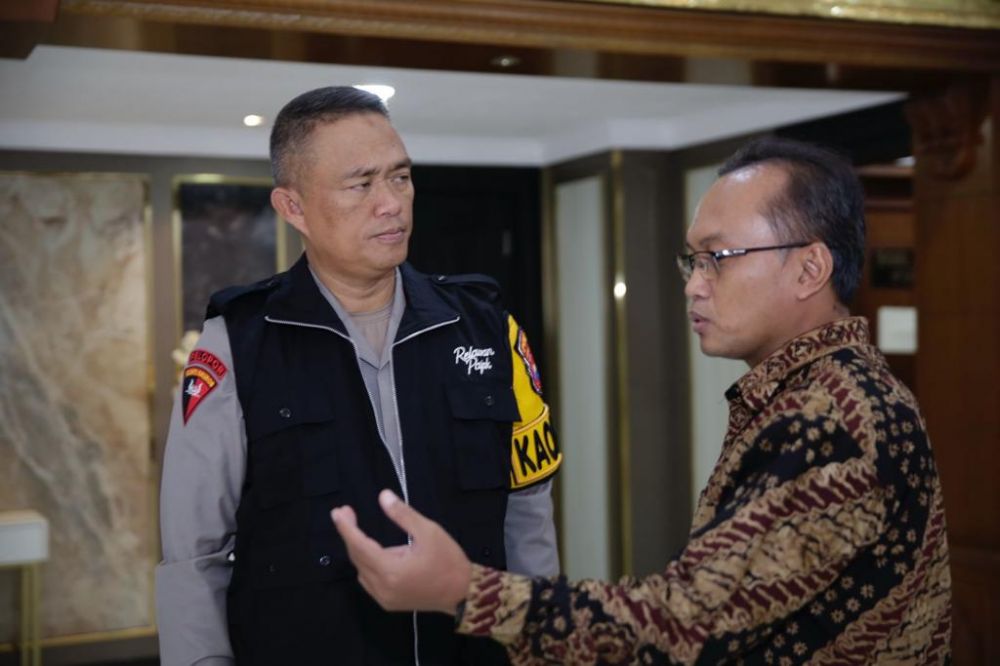 Kapolda Jatim Irjen Pol Drs. Imam Sugianto terima kunjungan Kemenkeu Jatim