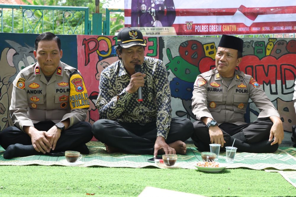 Polres Gresik gelar Jum'at Curhat di Cerme
